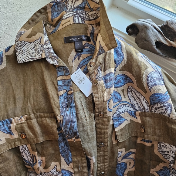 BANANA REPUBLIC BLOUSE NVR WORN TAGS ATTACHED - Picture 3 of 5